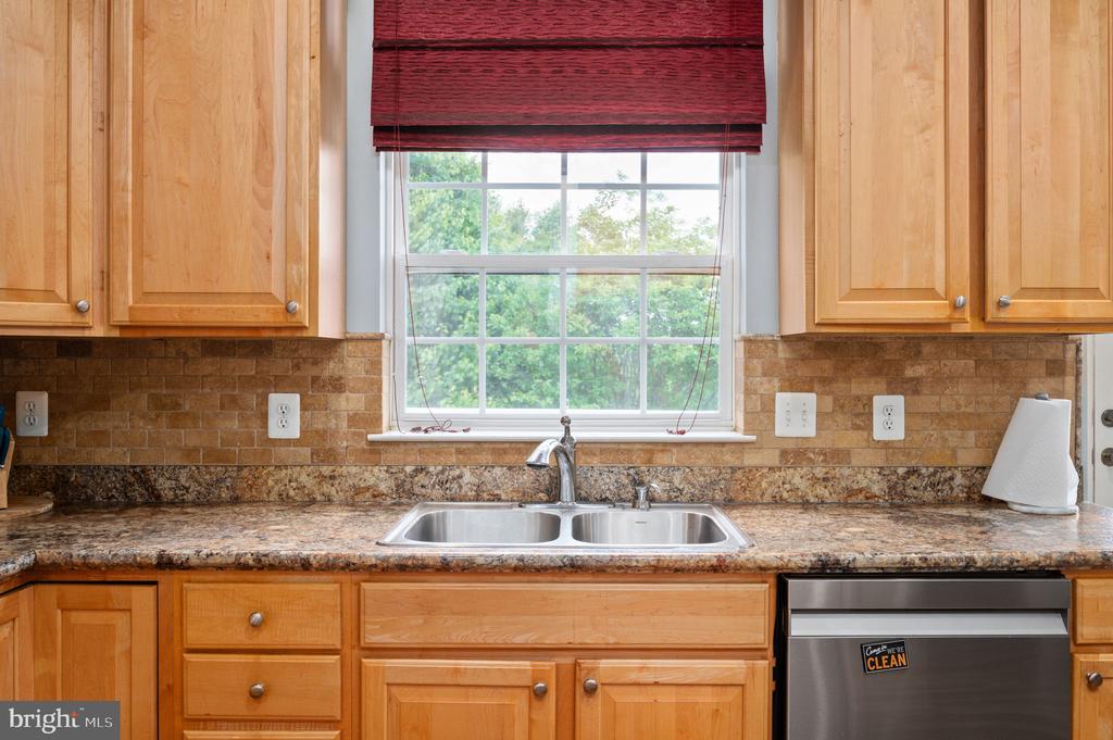 5606 JOSHUA TREE CIR, FREDERICKSBURG, Virginia 22407, 4 Bedrooms Bedrooms, ,2 BathroomsBathrooms,Residential,5606 JOSHUA TREE CIR,VASP2032248 MLS # VASP2032248