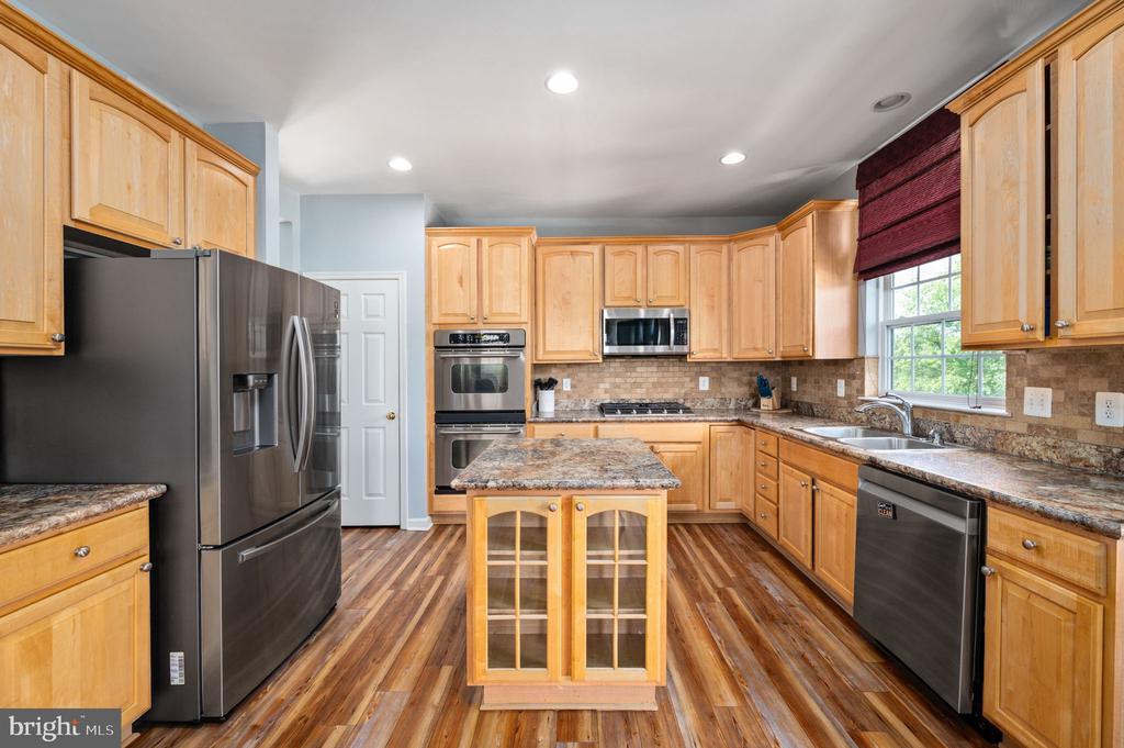5606 JOSHUA TREE CIR, FREDERICKSBURG, Virginia 22407, 4 Bedrooms Bedrooms, ,2 BathroomsBathrooms,Residential,5606 JOSHUA TREE CIR,VASP2032248 MLS # VASP2032248