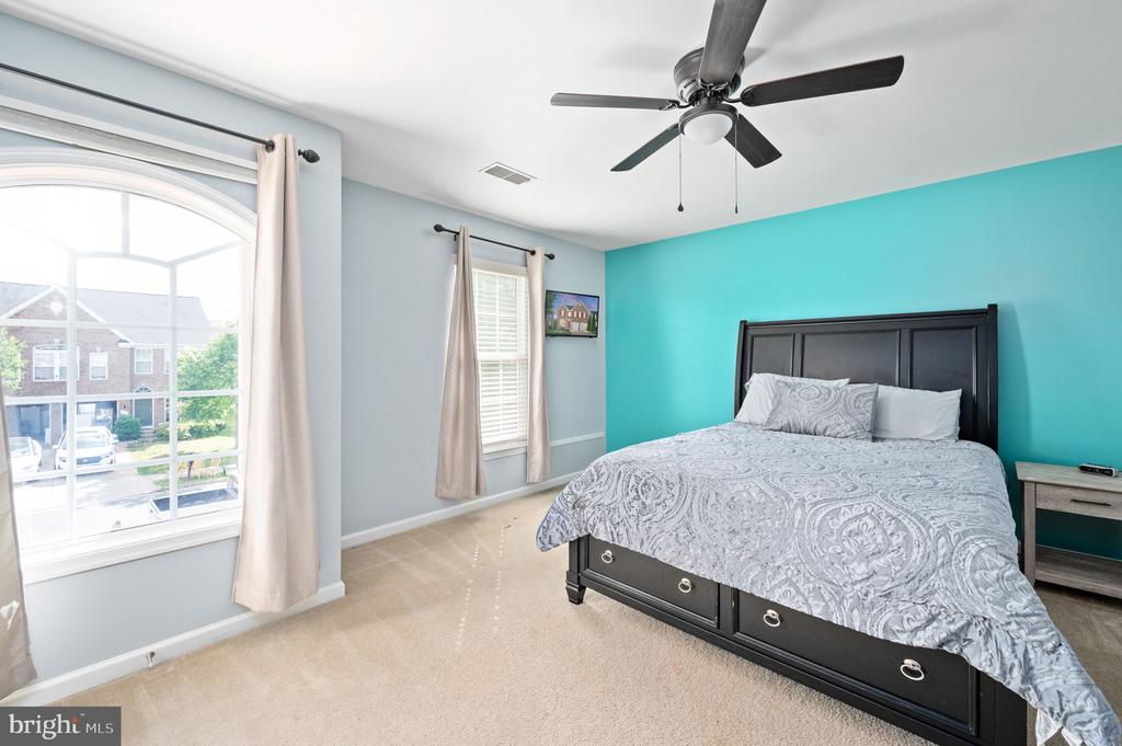 5606 JOSHUA TREE CIR, FREDERICKSBURG, Virginia 22407, 4 Bedrooms Bedrooms, ,2 BathroomsBathrooms,Residential,5606 JOSHUA TREE CIR,VASP2032248 MLS # VASP2032248