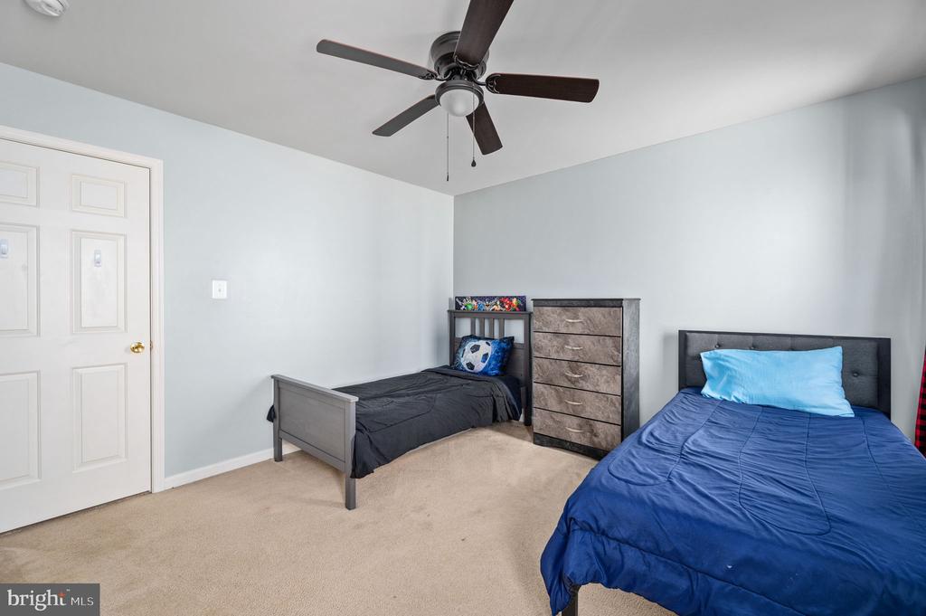 5606 JOSHUA TREE CIR, FREDERICKSBURG, Virginia 22407, 4 Bedrooms Bedrooms, ,2 BathroomsBathrooms,Residential,5606 JOSHUA TREE CIR,VASP2032248 MLS # VASP2032248