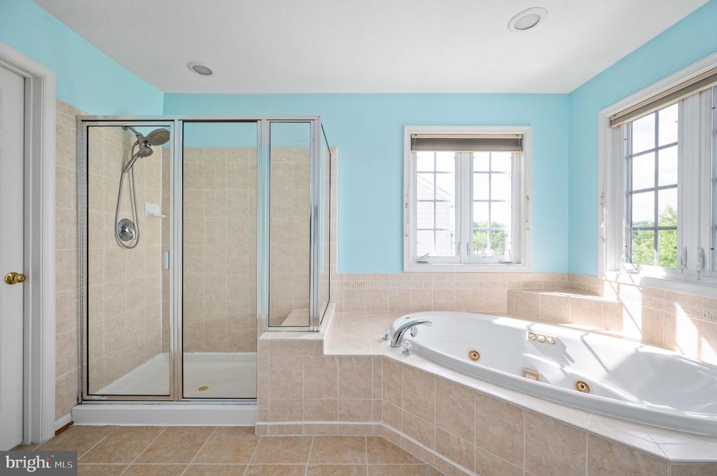 5606 JOSHUA TREE CIR, FREDERICKSBURG, Virginia 22407, 4 Bedrooms Bedrooms, ,2 BathroomsBathrooms,Residential,5606 JOSHUA TREE CIR,VASP2032248 MLS # VASP2032248