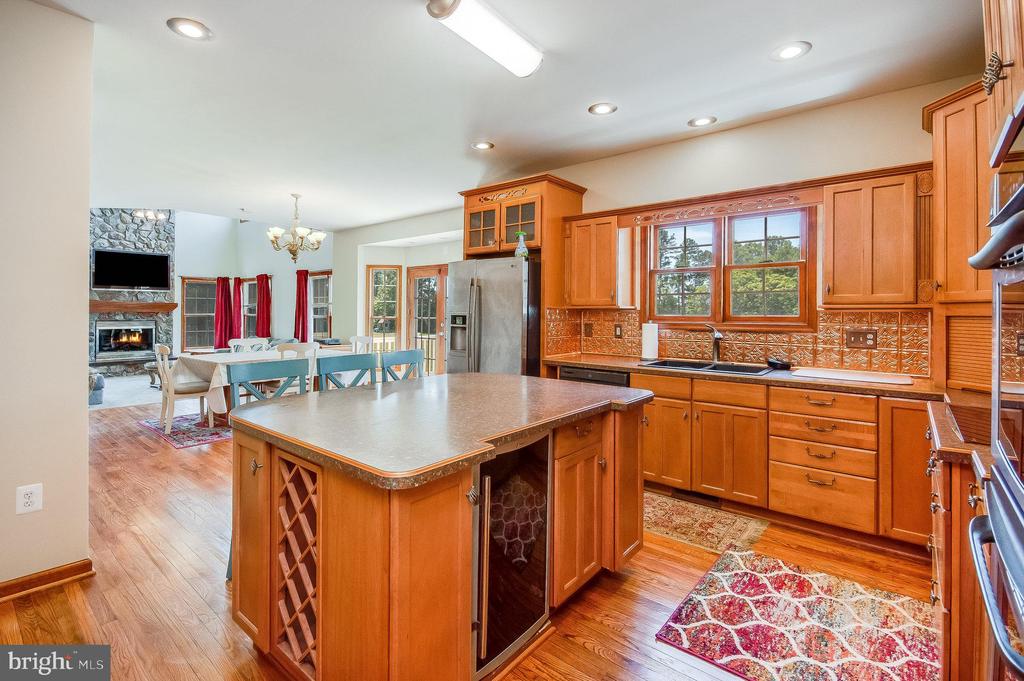 11425 CUSTERS TRCE, SPOTSYLVANIA, Virginia 22553, 4 Bedrooms Bedrooms, ,4 BathroomsBathrooms,Residential,11425 CUSTERS TRCE,VASP2032390 MLS # VASP2032390