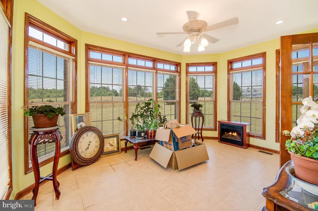 11425 CUSTERS TRCE, SPOTSYLVANIA, Virginia 22553, 4 Bedrooms Bedrooms, ,4 BathroomsBathrooms,Residential,11425 CUSTERS TRCE,VASP2032390 MLS # VASP2032390