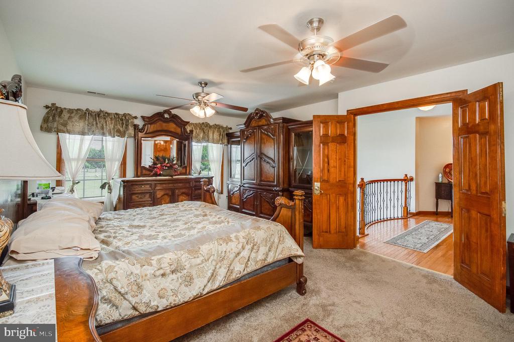 11425 CUSTERS TRCE, SPOTSYLVANIA, Virginia 22553, 4 Bedrooms Bedrooms, ,4 BathroomsBathrooms,Residential,11425 CUSTERS TRCE,VASP2032390 MLS # VASP2032390