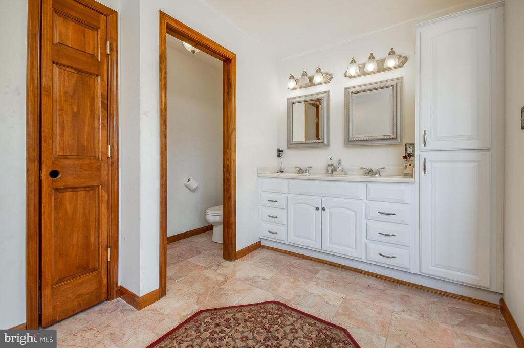 11425 CUSTERS TRCE, SPOTSYLVANIA, Virginia 22553, 4 Bedrooms Bedrooms, ,4 BathroomsBathrooms,Residential,11425 CUSTERS TRCE,VASP2032390 MLS # VASP2032390