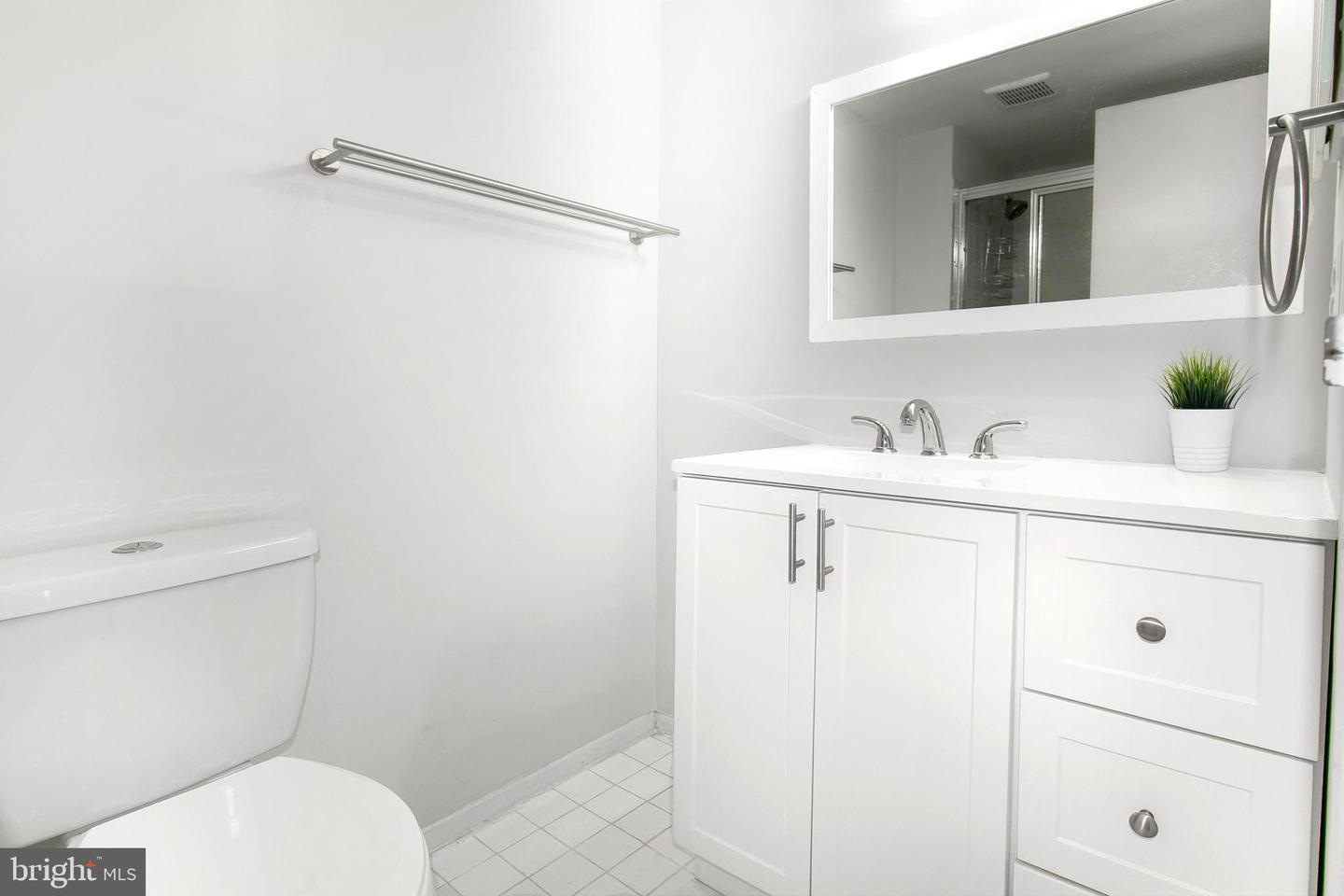 6300 STEVENSON AVE #622, ALEXANDRIA, Virginia 22304, 2 Bedrooms Bedrooms, ,2 BathroomsBathrooms,Residential,For sale,6300 STEVENSON AVE #622,VAAX2044074 MLS # VAAX2044074