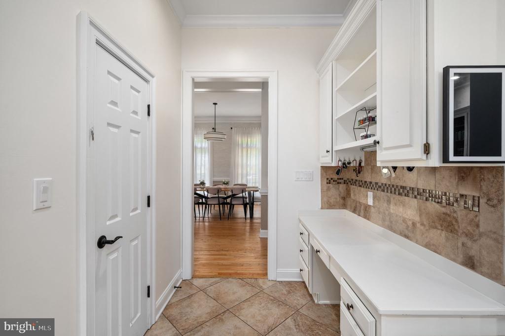 8504 MATTHEW MAURY CT, SPOTSYLVANIA, Virginia 22553, 5 Bedrooms Bedrooms, ,4 BathroomsBathrooms,Residential,8504 MATTHEW MAURY CT,VASP2032738 MLS # VASP2032738