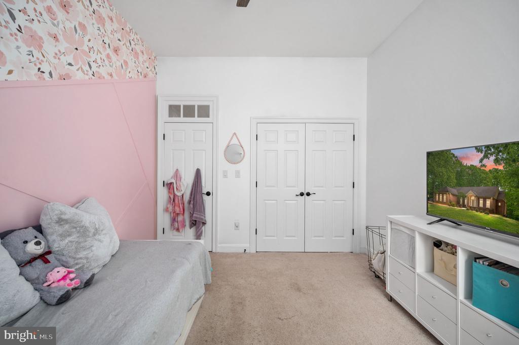8504 MATTHEW MAURY CT, SPOTSYLVANIA, Virginia 22553, 5 Bedrooms Bedrooms, ,4 BathroomsBathrooms,Residential,8504 MATTHEW MAURY CT,VASP2032738 MLS # VASP2032738