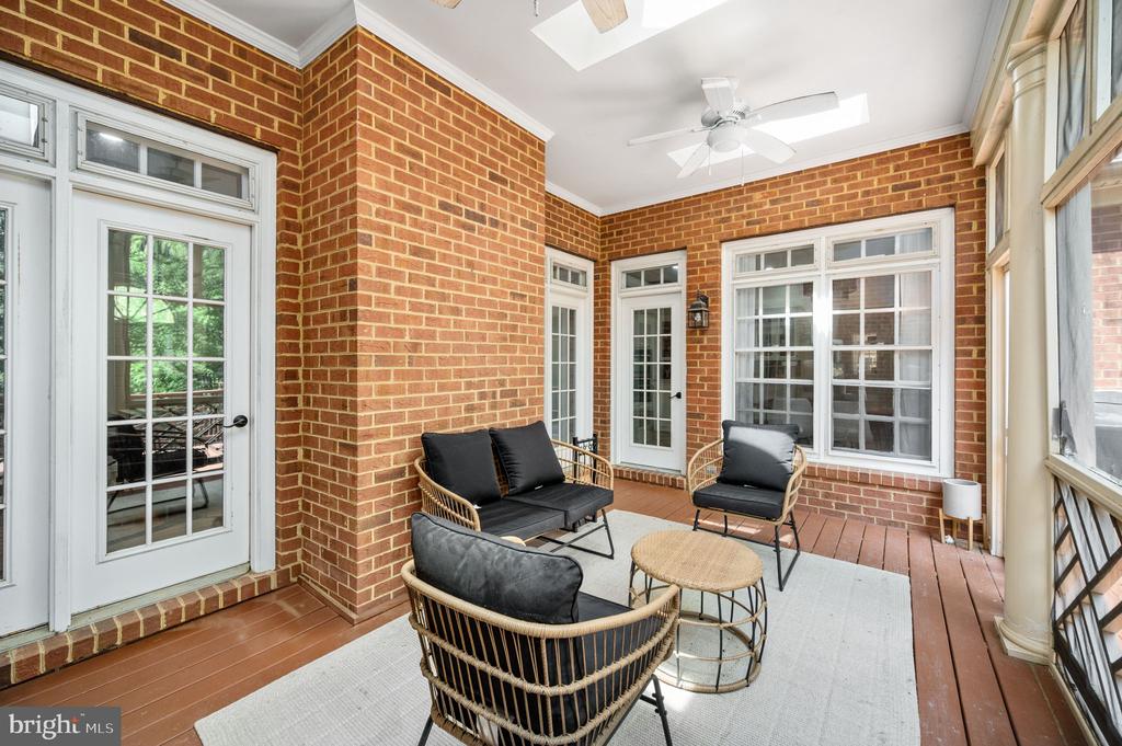 8504 MATTHEW MAURY CT, SPOTSYLVANIA, Virginia 22553, 5 Bedrooms Bedrooms, ,4 BathroomsBathrooms,Residential,8504 MATTHEW MAURY CT,VASP2032738 MLS # VASP2032738