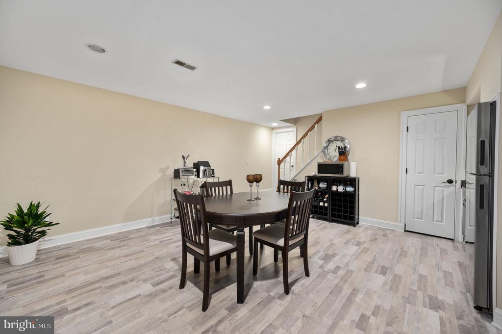 8504 MATTHEW MAURY CT, SPOTSYLVANIA, Virginia 22553, 5 Bedrooms Bedrooms, ,4 BathroomsBathrooms,Residential,8504 MATTHEW MAURY CT,VASP2032738 MLS # VASP2032738