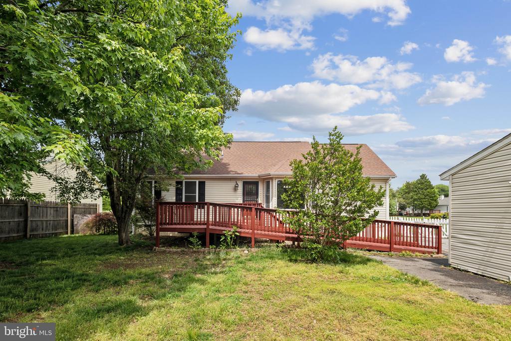 5003 NORRIS DR, FREDERICKSBURG, Virginia 22407, 3 Bedrooms Bedrooms, ,2 BathroomsBathrooms,Residential,5003 NORRIS DR,VASP2032664 MLS # VASP2032664