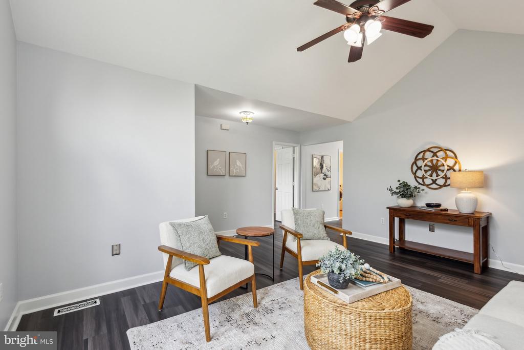 5003 NORRIS DR, FREDERICKSBURG, Virginia 22407, 3 Bedrooms Bedrooms, ,2 BathroomsBathrooms,Residential,5003 NORRIS DR,VASP2032664 MLS # VASP2032664