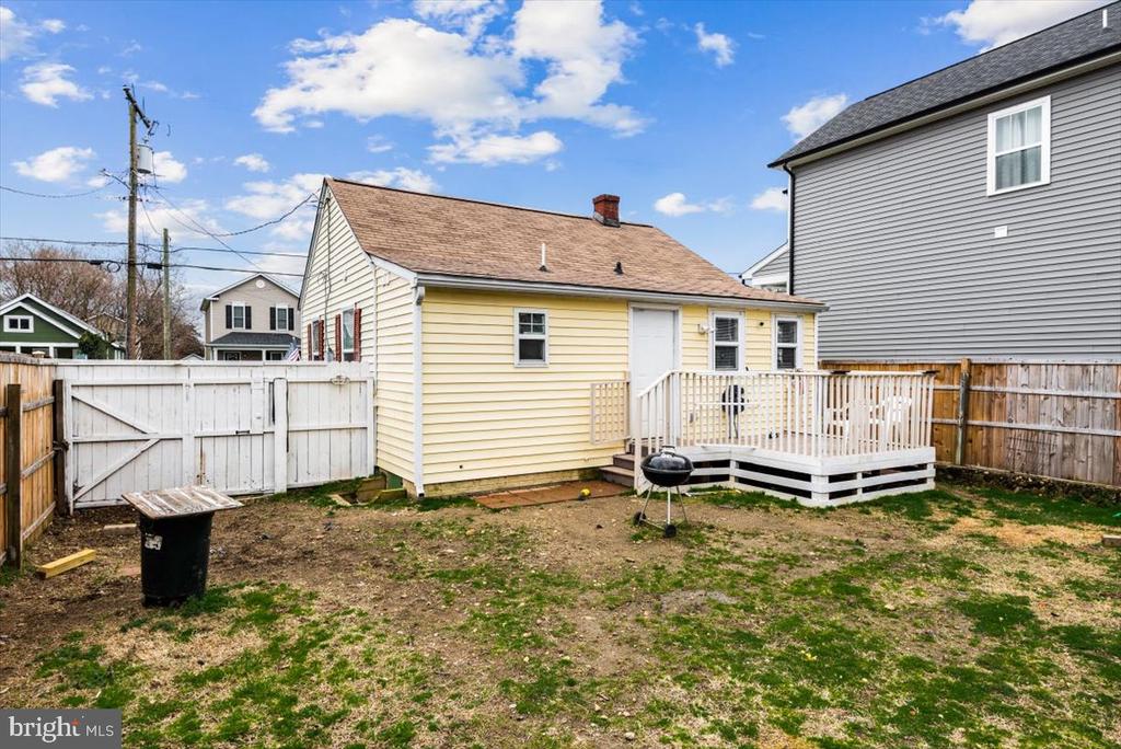 216 BEND FARM RD, FREDERICKSBURG, Virginia 22408, 2 Bedrooms Bedrooms, ,2 BathroomsBathrooms,Residential,216 BEND FARM RD,VASP2032822 MLS # VASP2032822