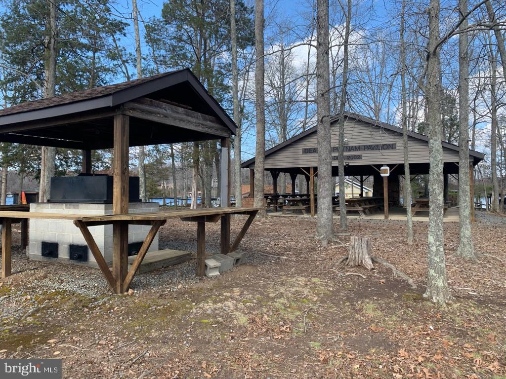 524 DOUGLAS RD, MINERAL, Virginia 23117, 3 Bedrooms Bedrooms, ,2 BathroomsBathrooms,Residential,524 DOUGLAS RD,VALA2007718 MLS # VALA2007718