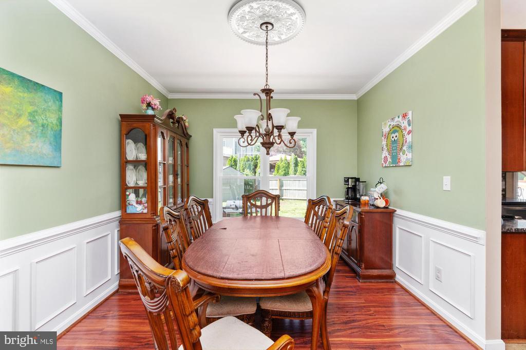 5930 W COPPER MOUNTAIN DR, SPOTSYLVANIA, Virginia 22553, 4 Bedrooms Bedrooms, ,2 BathroomsBathrooms,Residential,5930 W COPPER MOUNTAIN DR,VASP2032832 MLS # VASP2032832