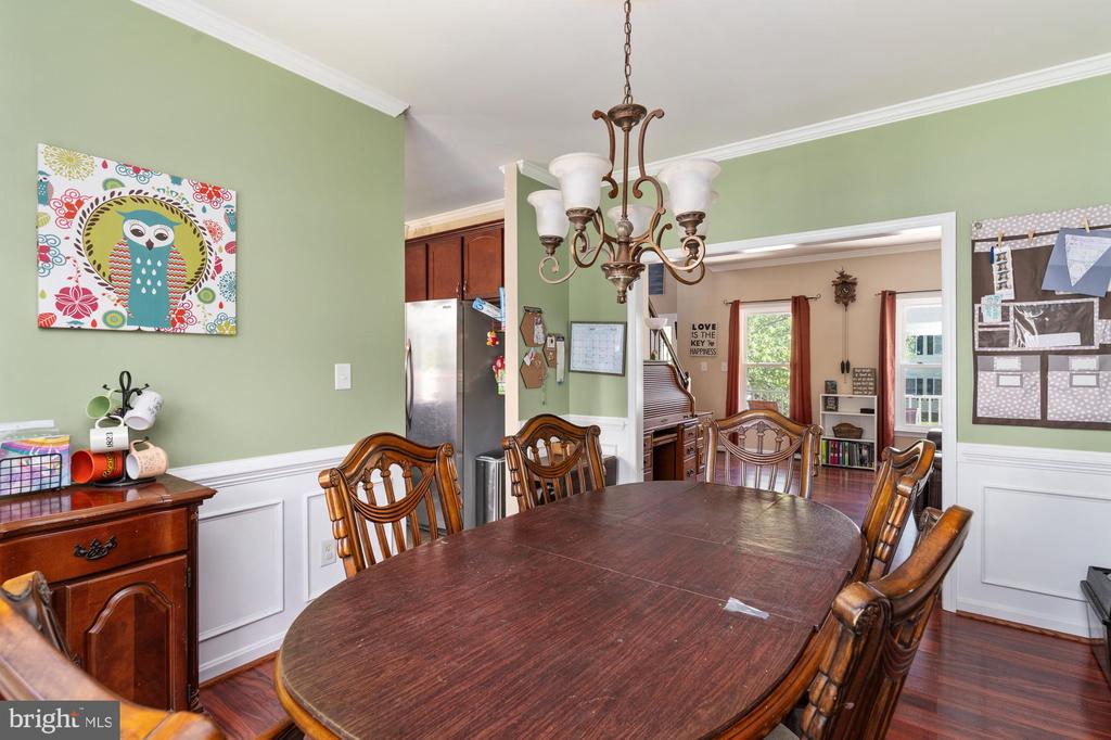 5930 W COPPER MOUNTAIN DR, SPOTSYLVANIA, Virginia 22553, 4 Bedrooms Bedrooms, ,2 BathroomsBathrooms,Residential,5930 W COPPER MOUNTAIN DR,VASP2032832 MLS # VASP2032832