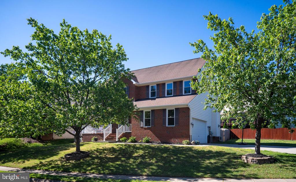 5930 W COPPER MOUNTAIN DR, SPOTSYLVANIA, Virginia 22553, 4 Bedrooms Bedrooms, ,2 BathroomsBathrooms,Residential,5930 W COPPER MOUNTAIN DR,VASP2032832 MLS # VASP2032832
