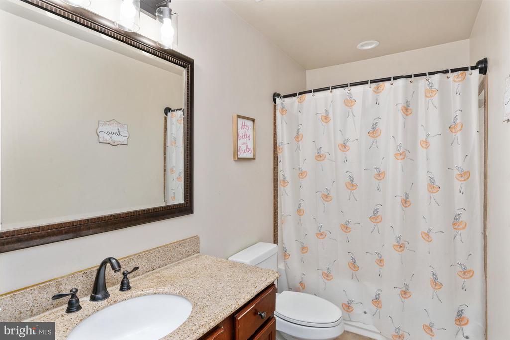 5930 W COPPER MOUNTAIN DR, SPOTSYLVANIA, Virginia 22553, 4 Bedrooms Bedrooms, ,2 BathroomsBathrooms,Residential,5930 W COPPER MOUNTAIN DR,VASP2032832 MLS # VASP2032832