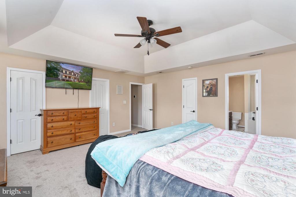 5930 W COPPER MOUNTAIN DR, SPOTSYLVANIA, Virginia 22553, 4 Bedrooms Bedrooms, ,2 BathroomsBathrooms,Residential,5930 W COPPER MOUNTAIN DR,VASP2032832 MLS # VASP2032832