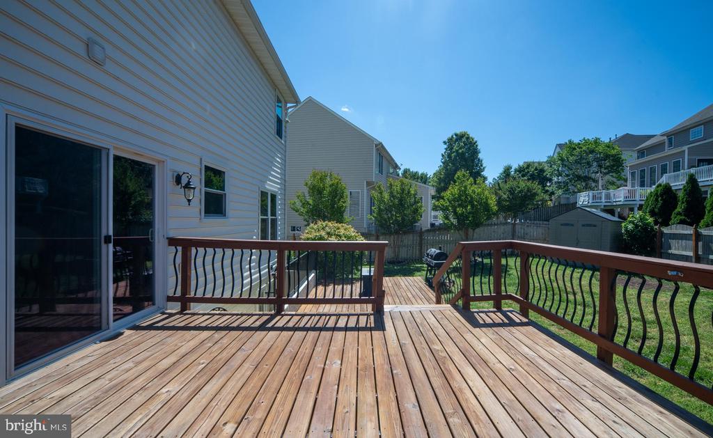 5930 W COPPER MOUNTAIN DR, SPOTSYLVANIA, Virginia 22553, 4 Bedrooms Bedrooms, ,2 BathroomsBathrooms,Residential,5930 W COPPER MOUNTAIN DR,VASP2032832 MLS # VASP2032832