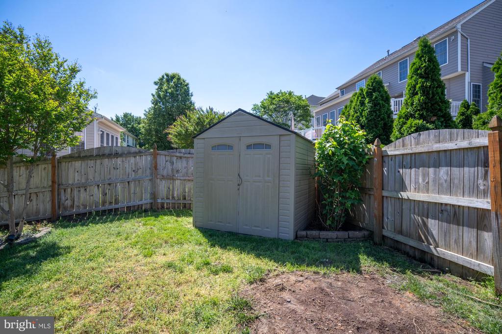 5930 W COPPER MOUNTAIN DR, SPOTSYLVANIA, Virginia 22553, 4 Bedrooms Bedrooms, ,2 BathroomsBathrooms,Residential,5930 W COPPER MOUNTAIN DR,VASP2032832 MLS # VASP2032832