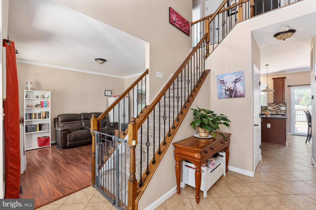 5930 W COPPER MOUNTAIN DR, SPOTSYLVANIA, Virginia 22553, 4 Bedrooms Bedrooms, ,2 BathroomsBathrooms,Residential,5930 W COPPER MOUNTAIN DR,VASP2032832 MLS # VASP2032832