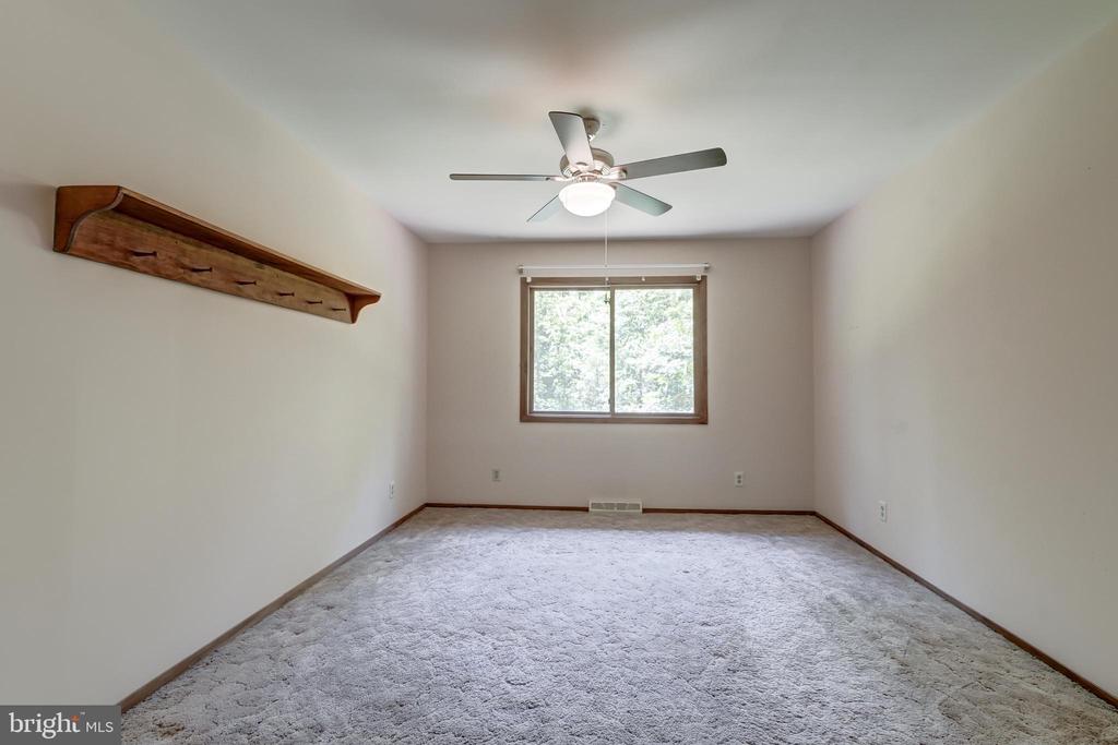 120 LAKEWOOD CIRCLE, MINERAL, Virginia 23117, 3 Bedrooms Bedrooms, ,2 BathroomsBathrooms,Residential,120 LAKEWOOD CIRCLE,VALA2007784 MLS # VALA2007784