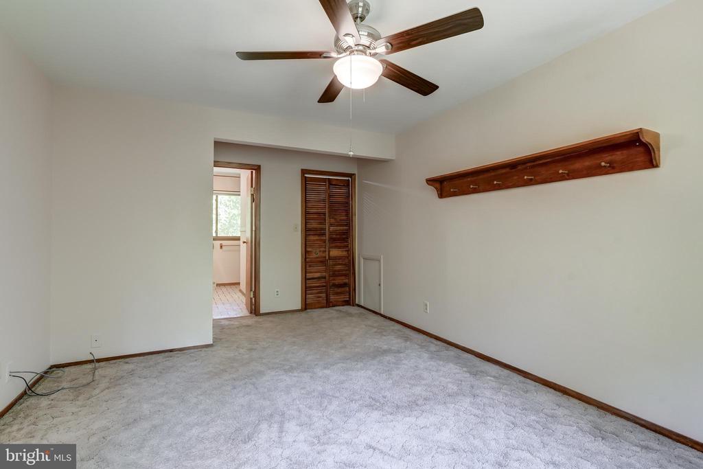 120 LAKEWOOD CIRCLE, MINERAL, Virginia 23117, 3 Bedrooms Bedrooms, ,2 BathroomsBathrooms,Residential,120 LAKEWOOD CIRCLE,VALA2007784 MLS # VALA2007784
