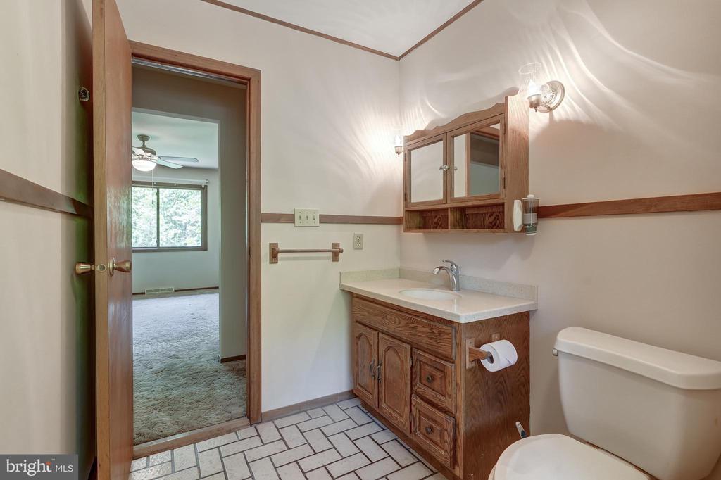 120 LAKEWOOD CIRCLE, MINERAL, Virginia 23117, 3 Bedrooms Bedrooms, ,2 BathroomsBathrooms,Residential,120 LAKEWOOD CIRCLE,VALA2007784 MLS # VALA2007784