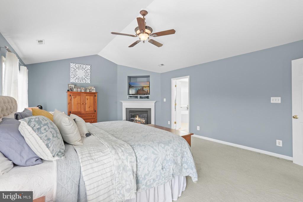 2609 MELISSA CT, FREDERICKSBURG, Virginia 22408, 5 Bedrooms Bedrooms, ,4 BathroomsBathrooms,Residential,2609 MELISSA CT,VASP2032876 MLS # VASP2032876