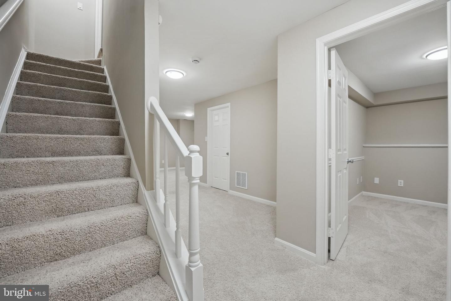17891 LOUNSBERY DR, DUMFRIES, Virginia 22026, 3 Bedrooms Bedrooms, ,2 BathroomsBathrooms,Residential,For sale,17891 LOUNSBERY DR,VAPW2091960 MLS # VAPW2091960