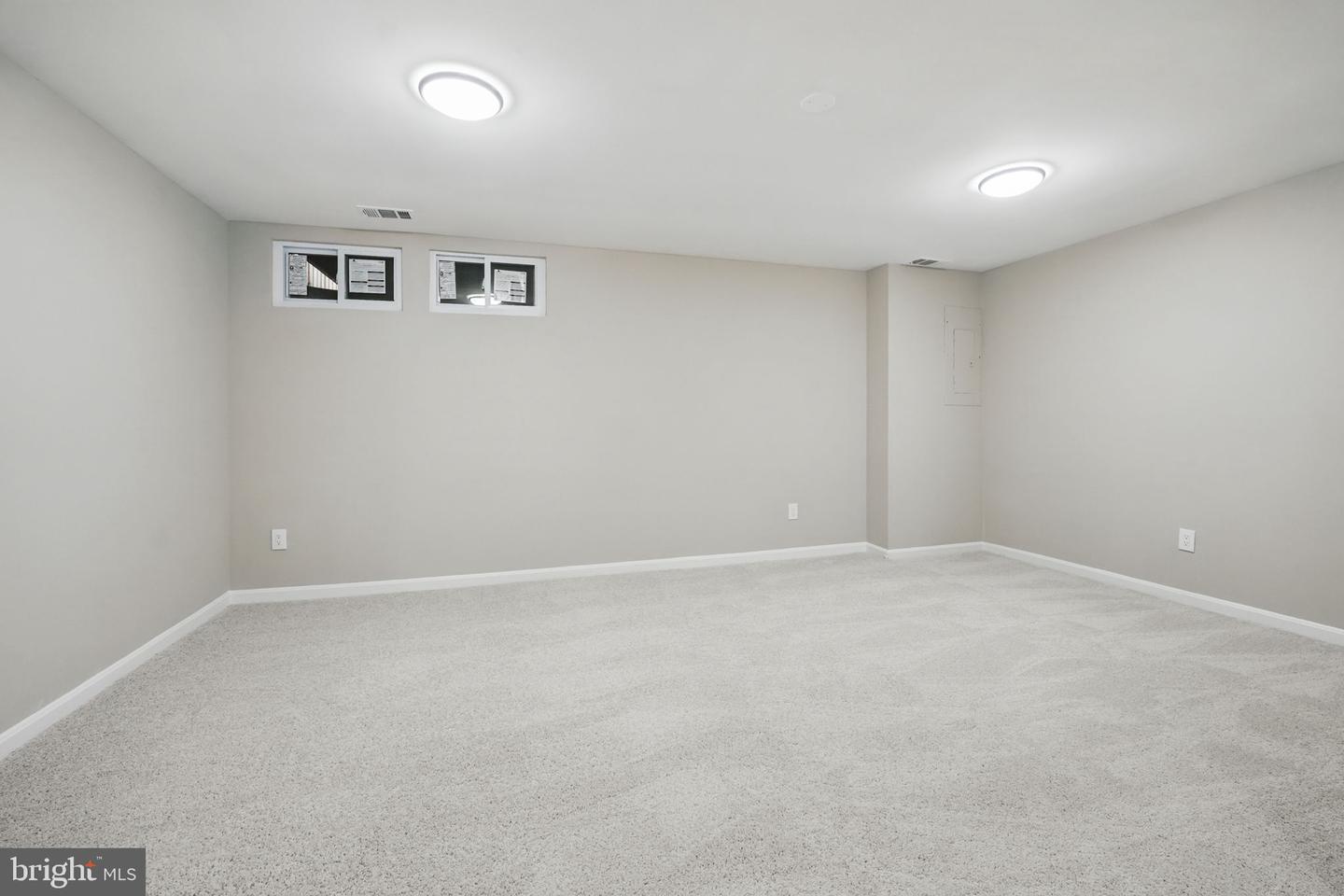 17891 LOUNSBERY DR, DUMFRIES, Virginia 22026, 3 Bedrooms Bedrooms, ,2 BathroomsBathrooms,Residential,For sale,17891 LOUNSBERY DR,VAPW2091960 MLS # VAPW2091960