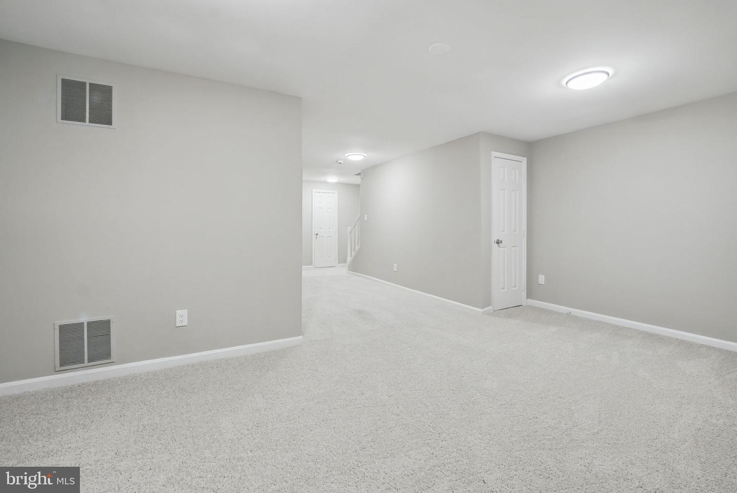 17891 LOUNSBERY DR, DUMFRIES, Virginia 22026, 3 Bedrooms Bedrooms, ,2 BathroomsBathrooms,Residential,For sale,17891 LOUNSBERY DR,VAPW2091960 MLS # VAPW2091960