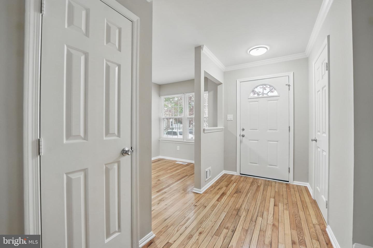 17891 LOUNSBERY DR, DUMFRIES, Virginia 22026, 3 Bedrooms Bedrooms, ,2 BathroomsBathrooms,Residential,For sale,17891 LOUNSBERY DR,VAPW2091960 MLS # VAPW2091960