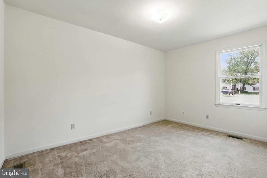 687 FITZPATRICK CT, FREDERICKSBURG, Virginia 22407, 3 Bedrooms Bedrooms, ,2 BathroomsBathrooms,Residential,687 FITZPATRICK CT,VASP2032694 MLS # VASP2032694