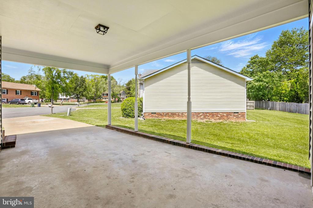 687 FITZPATRICK CT, FREDERICKSBURG, Virginia 22407, 3 Bedrooms Bedrooms, ,2 BathroomsBathrooms,Residential,687 FITZPATRICK CT,VASP2032694 MLS # VASP2032694