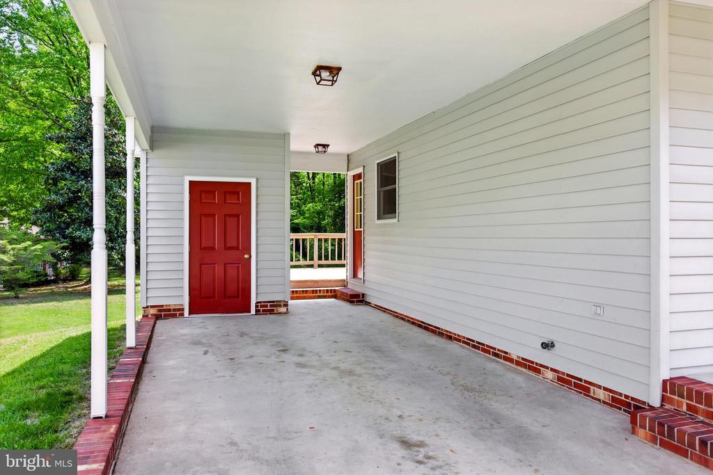 687 FITZPATRICK CT, FREDERICKSBURG, Virginia 22407, 3 Bedrooms Bedrooms, ,2 BathroomsBathrooms,Residential,687 FITZPATRICK CT,VASP2032694 MLS # VASP2032694