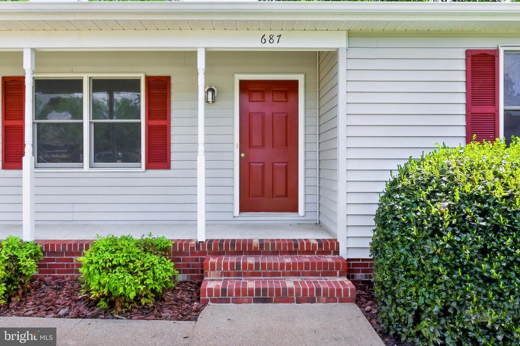 687 FITZPATRICK CT, FREDERICKSBURG, Virginia 22407, 3 Bedrooms Bedrooms, ,2 BathroomsBathrooms,Residential,687 FITZPATRICK CT,VASP2032694 MLS # VASP2032694