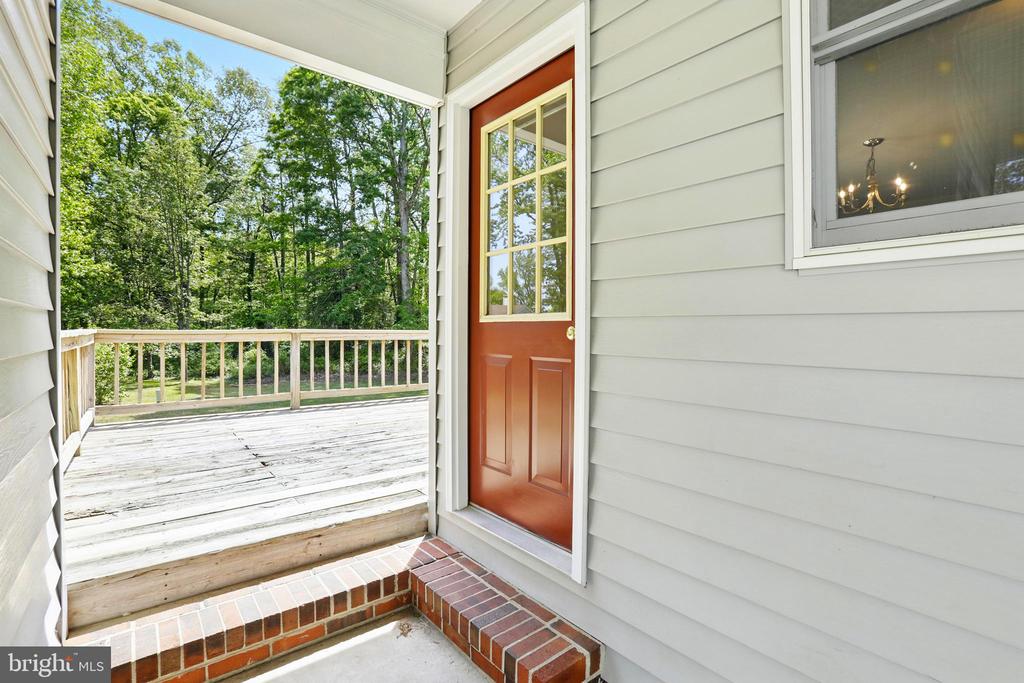 687 FITZPATRICK CT, FREDERICKSBURG, Virginia 22407, 3 Bedrooms Bedrooms, ,2 BathroomsBathrooms,Residential,687 FITZPATRICK CT,VASP2032694 MLS # VASP2032694