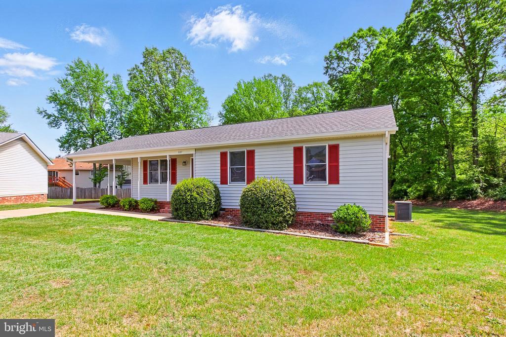 687 FITZPATRICK CT, FREDERICKSBURG, Virginia 22407, 3 Bedrooms Bedrooms, ,2 BathroomsBathrooms,Residential,687 FITZPATRICK CT,VASP2032694 MLS # VASP2032694