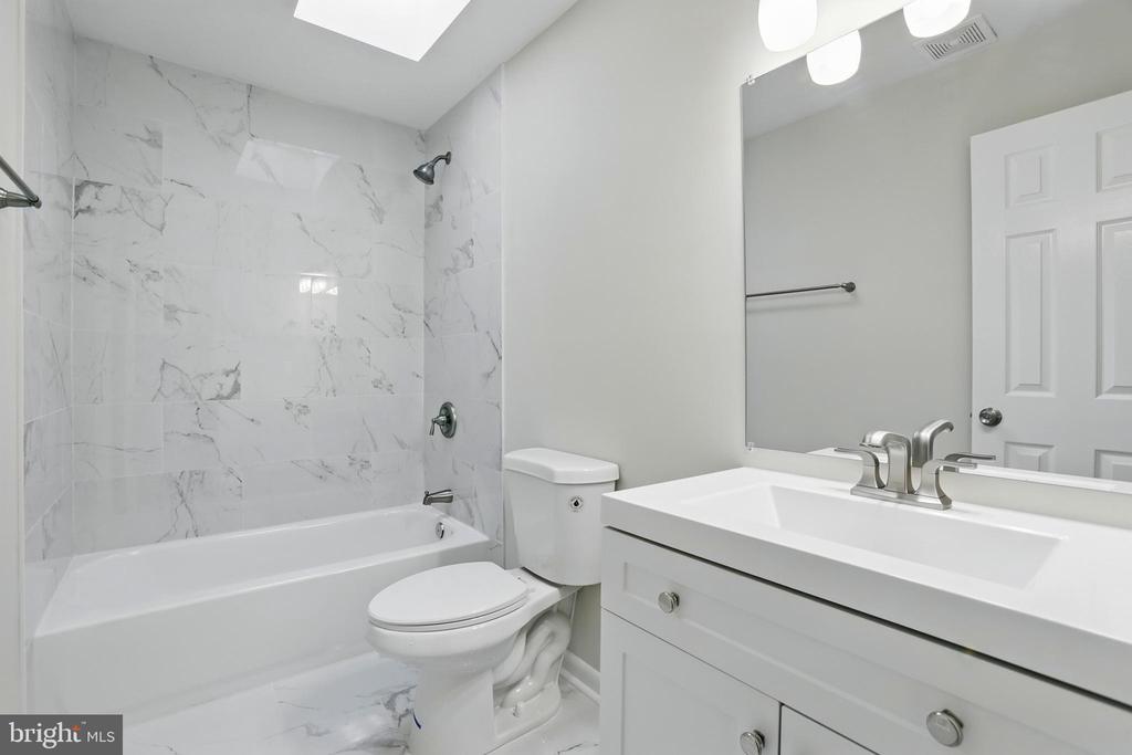 209 GREEN ST, LOCUST GROVE, Virginia 22508, 3 Bedrooms Bedrooms, ,2 BathroomsBathrooms,Residential,209 GREEN ST,VAOR2009548 MLS # VAOR2009548