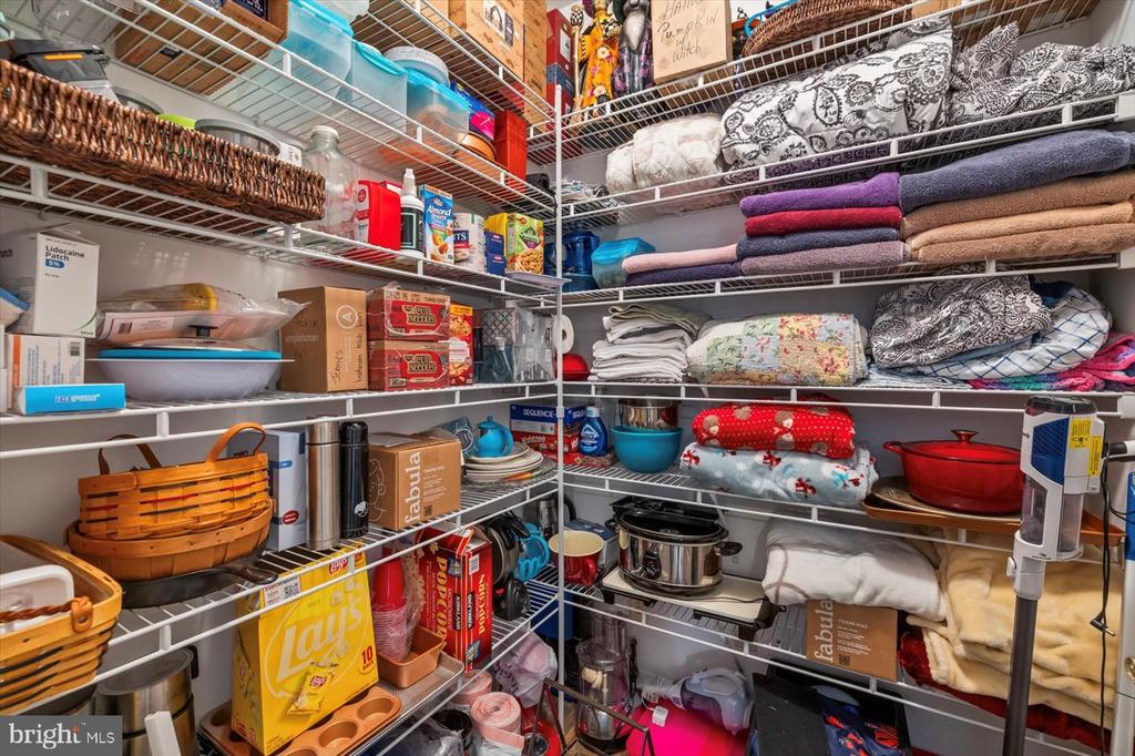 7005 SUMMIT LN, FREDERICKSBURG, Virginia 22407, 2 Bedrooms Bedrooms, ,2 BathroomsBathrooms,Residential,7005 SUMMIT LN,VASP2032940 MLS # VASP2032940