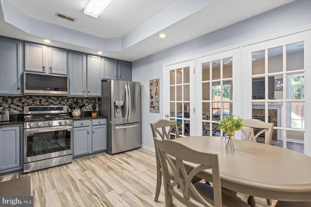 7005 SUMMIT LN, FREDERICKSBURG, Virginia 22407, 2 Bedrooms Bedrooms, ,2 BathroomsBathrooms,Residential,7005 SUMMIT LN,VASP2032940 MLS # VASP2032940
