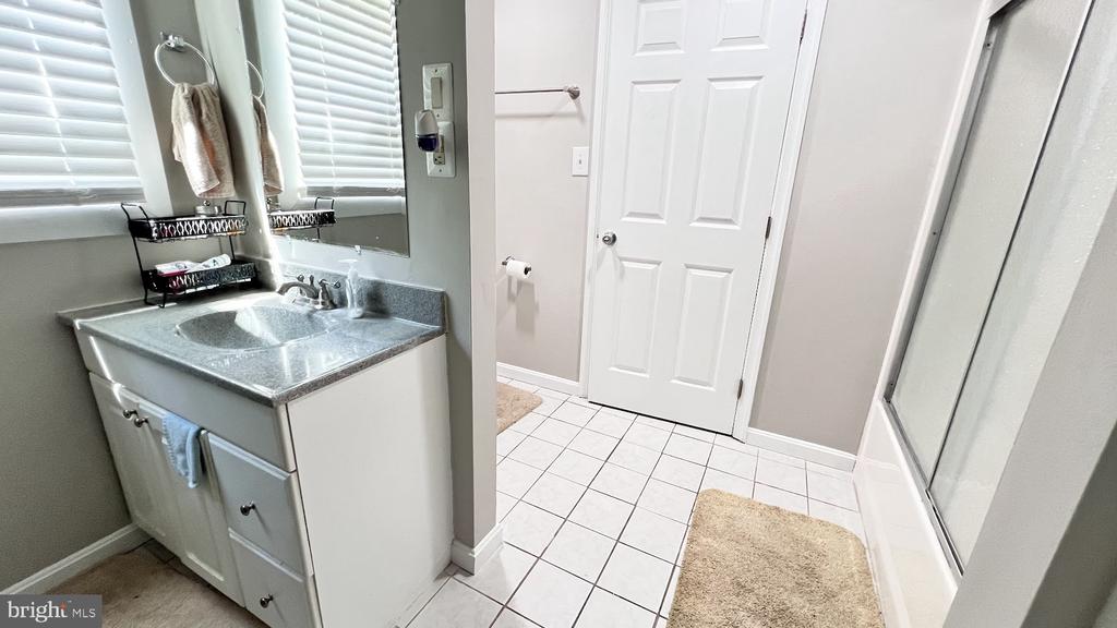 112 SAGUN DR, FREDERICKSBURG, Virginia 22407, 4 Bedrooms Bedrooms, ,1 BathroomBathrooms,Residential,MILL GARDEN,112 SAGUN DR,VASP2032902 MLS # VASP2032902