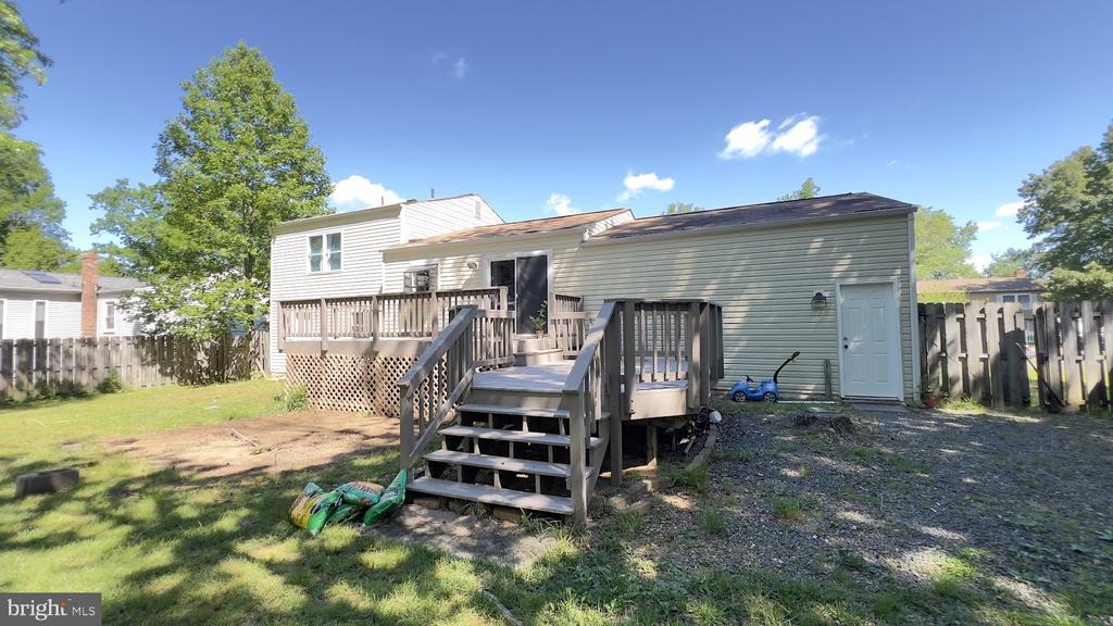 112 SAGUN DR, FREDERICKSBURG, Virginia 22407, 4 Bedrooms Bedrooms, ,1 BathroomBathrooms,Residential,MILL GARDEN,112 SAGUN DR,VASP2032902 MLS # VASP2032902