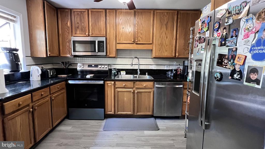 112 SAGUN DR, FREDERICKSBURG, Virginia 22407, 4 Bedrooms Bedrooms, ,1 BathroomBathrooms,Residential,MILL GARDEN,112 SAGUN DR,VASP2032902 MLS # VASP2032902