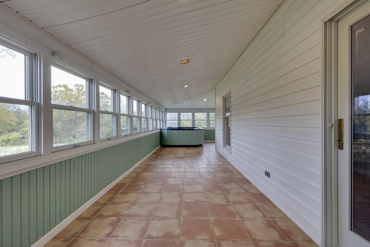 11193 INDIAN TRAIL RD, ROCKINGHAM, Virginia 22802, 6 Bedrooms Bedrooms, ,3 BathroomsBathrooms,Residential,11193 INDIAN TRAIL RD,662697 MLS # 662697