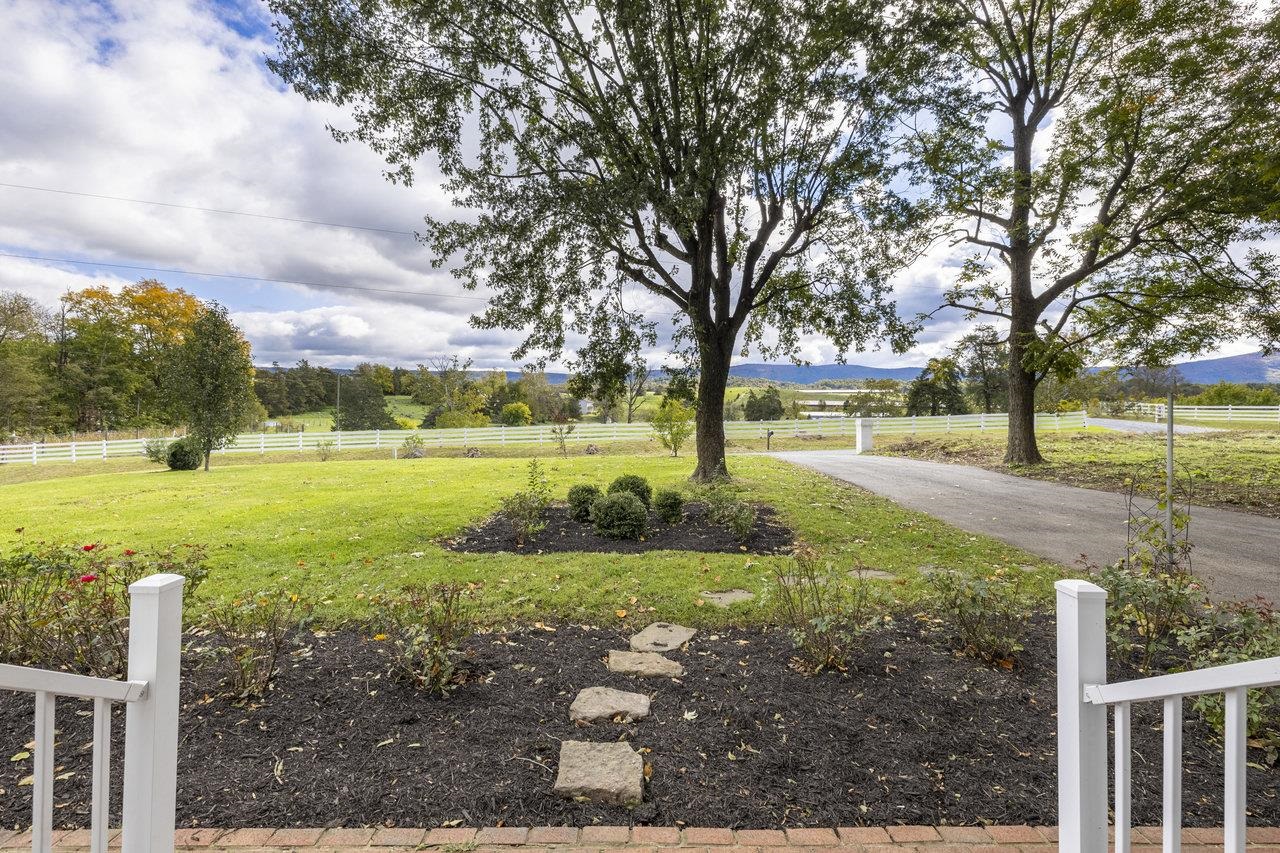 11193 INDIAN TRAIL RD, ROCKINGHAM, Virginia 22802, 6 Bedrooms Bedrooms, ,3 BathroomsBathrooms,Residential,11193 INDIAN TRAIL RD,662697 MLS # 662697