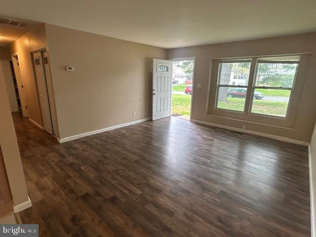 6610 STAGECOACH ST, SPRINGFIELD, Virginia 22150, 3 Bedrooms Bedrooms, ,2 BathroomsBathrooms,Residential,For sale,6610 STAGECOACH ST,VAFX2234016 MLS # VAFX2234016
