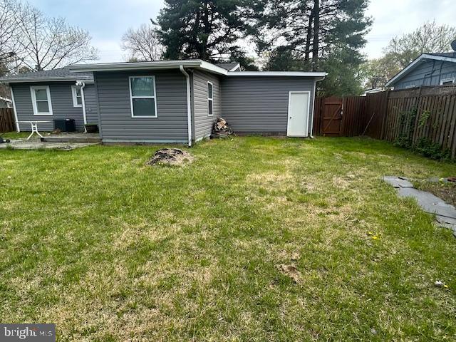6610 STAGECOACH ST, SPRINGFIELD, Virginia 22150, 3 Bedrooms Bedrooms, ,2 BathroomsBathrooms,Residential,For sale,6610 STAGECOACH ST,VAFX2234016 MLS # VAFX2234016
